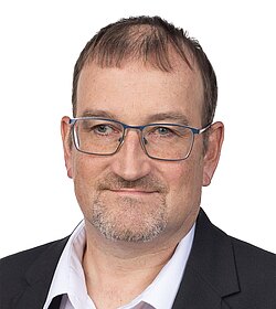 Manfred Schmidt Manfred Schmidt